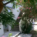 Budima 3* Banići