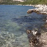 Budima 3* Banići