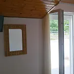 Budima 3* Banići