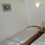 Budima Pensión 3*